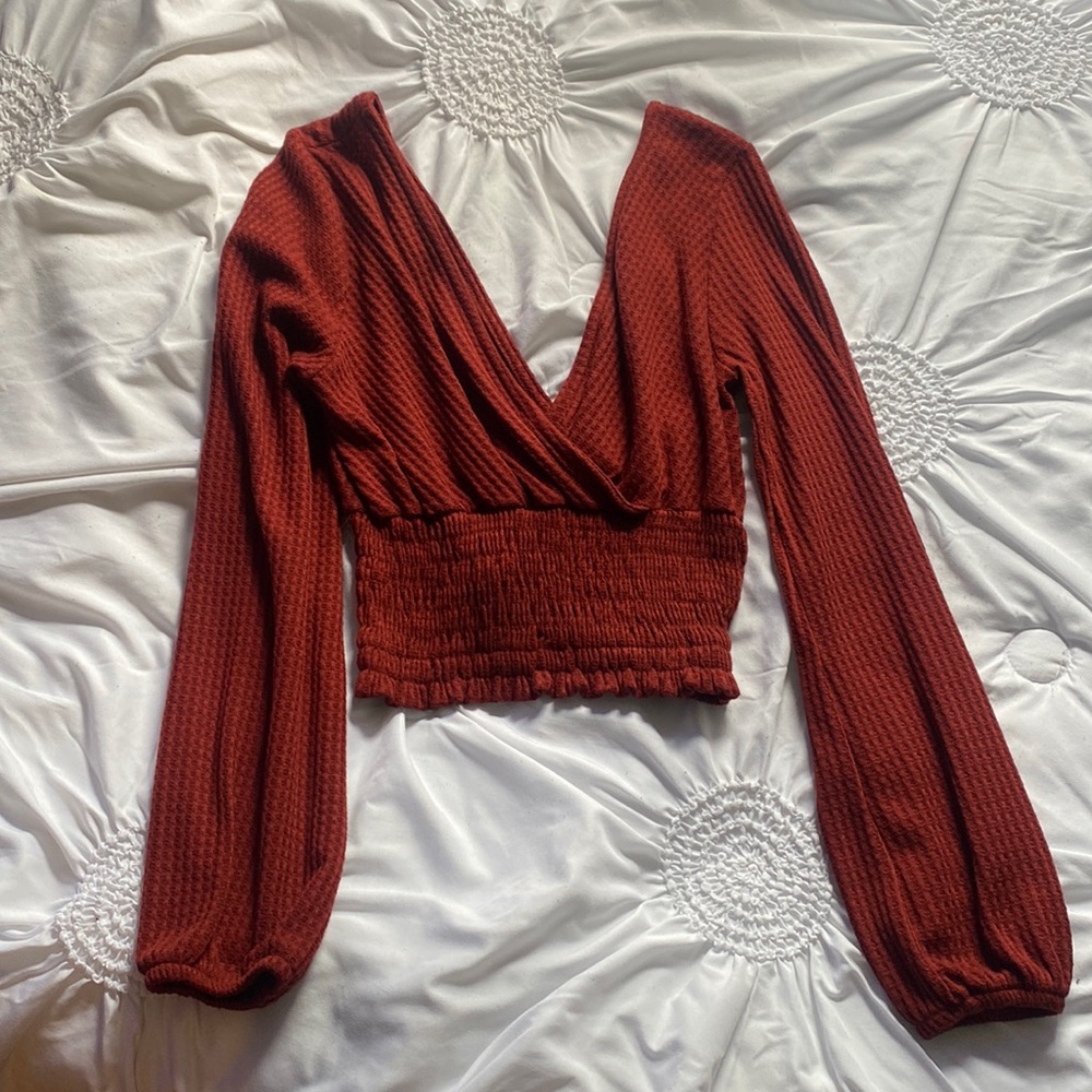 V Cut top
